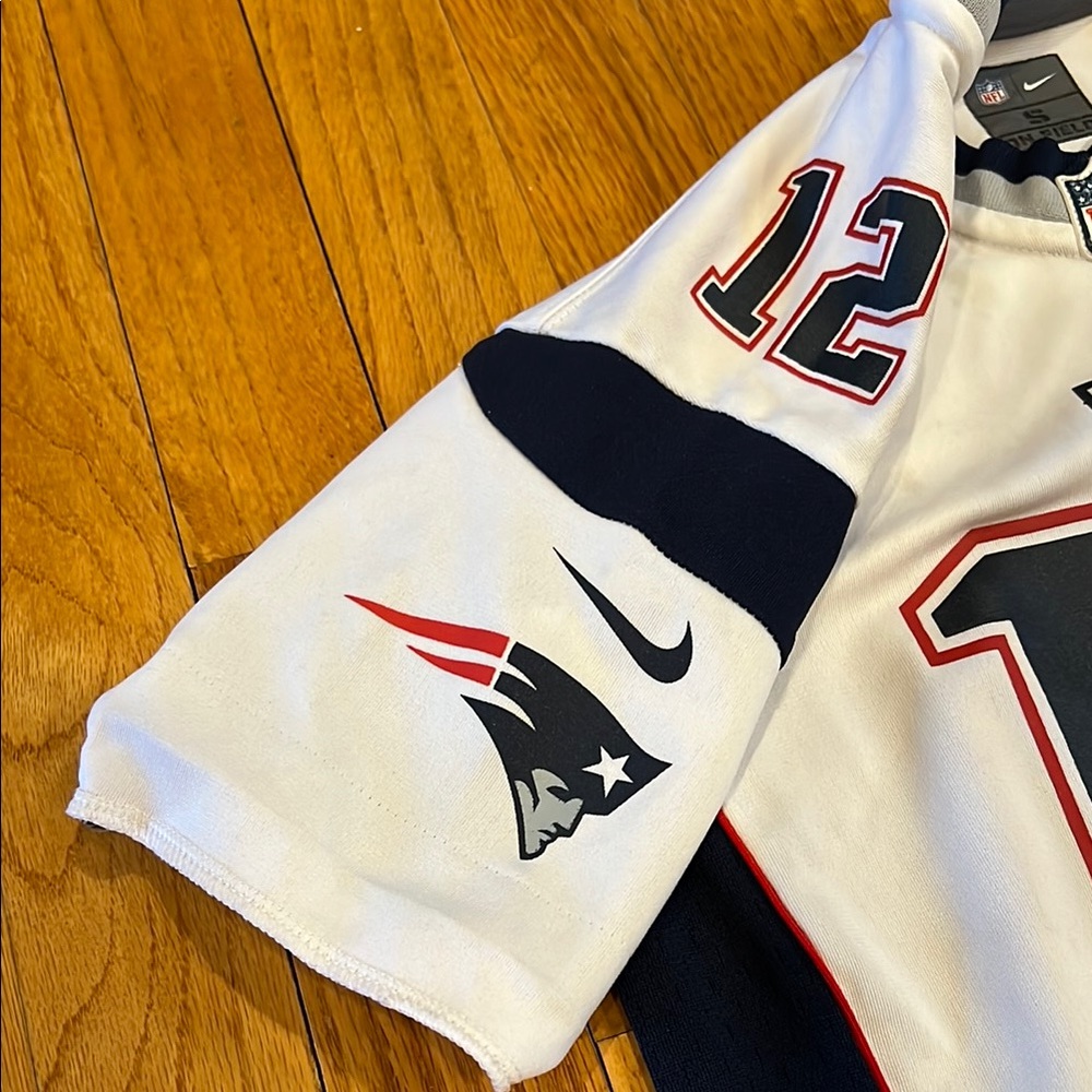 Nike Tom Brady #12 Kids Patriots Jersey size boys small (8) - Picture 7 of 11